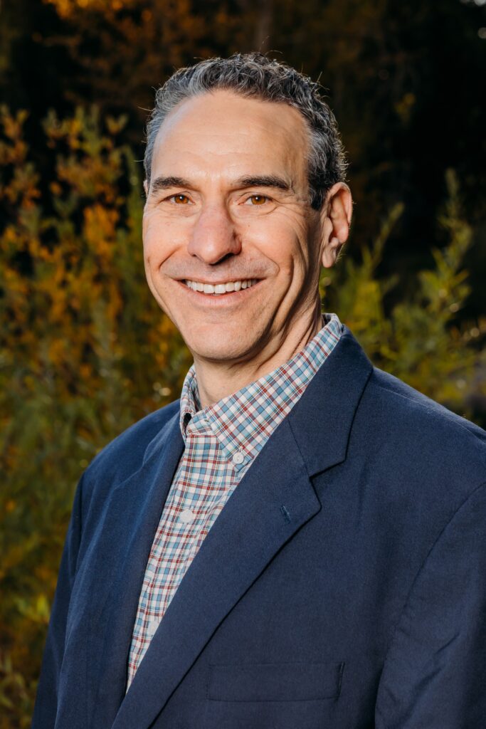 Dr. Stuart Saslow